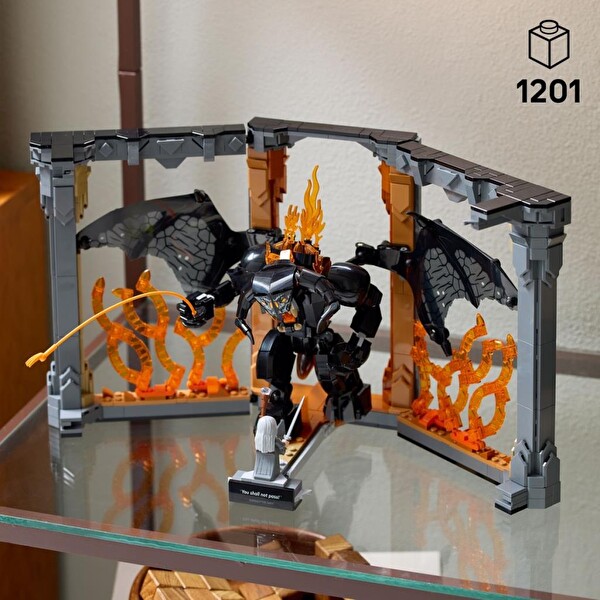 LEGO Icons Yüzüklerin Efendisi: Balrog Kitaplık Dekoru 10367