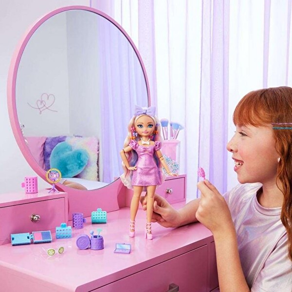 Barbie Dream Besties Malibu Bebek - Aksesuarları JGG38