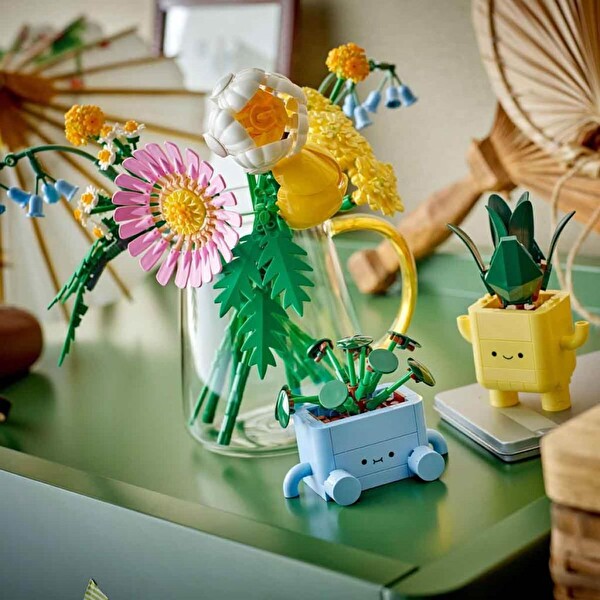 LEGO Botanicals Mutlu Bitkiler 10349 Fiyatı ve Özellikleri - Teknosa