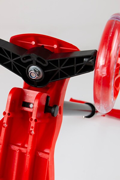 Triathlon T212 4 Kademe Ayarlanabilir Yükseklik Ayarı Arka Fren Kırmızı Katlanabilir Led Işıklı Scooter