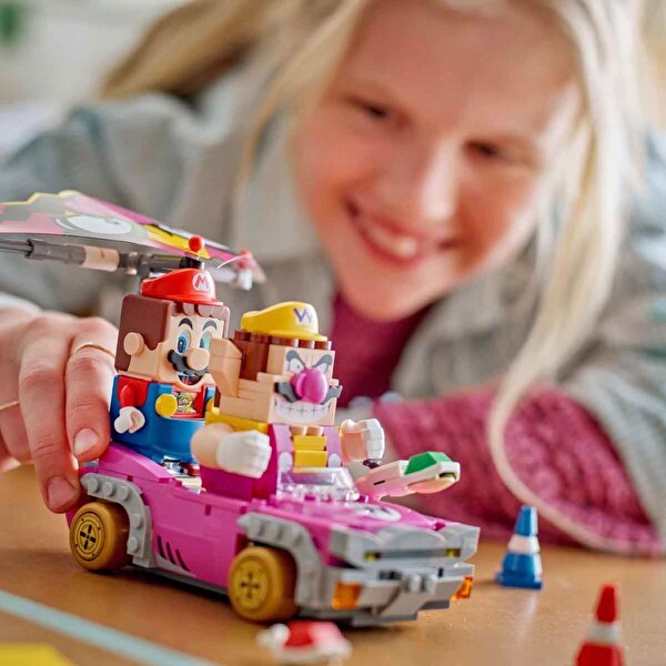 LEGO Super Mario: Mario Kart – Wario ve King Boo 72038