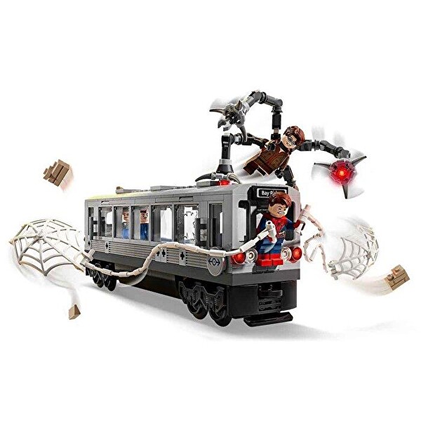 LEGO Marvel Örümcek Adam ile Doktor Oktopus Metro Sahnesi 76321