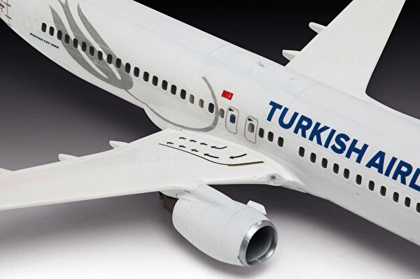 Revell Türk Hava Yolları Boeing 737-800 03772