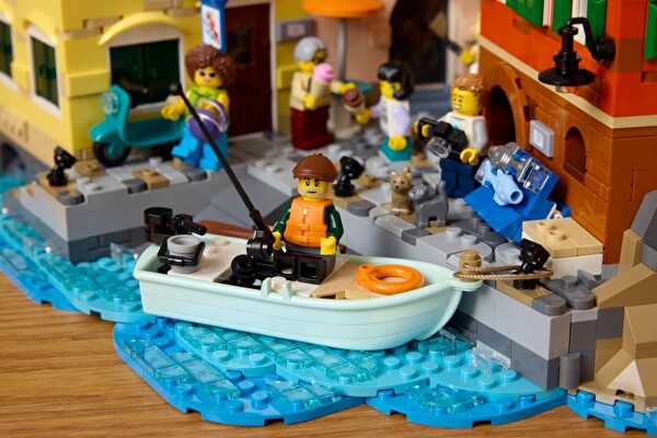 LEGO İtalyan Rivierası 21359