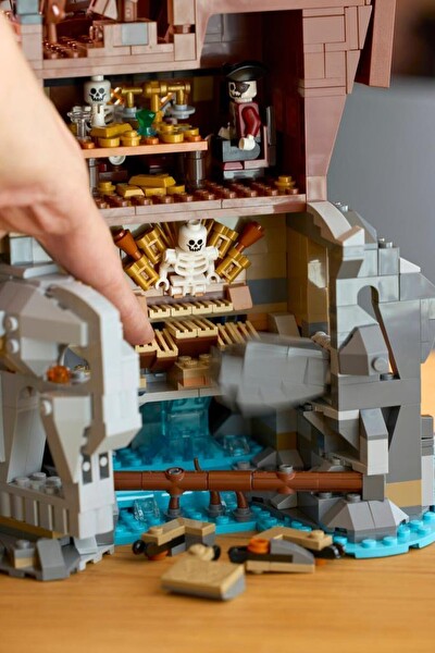 LEGO Ideas Define Avcıları Blok Oyun - 21363