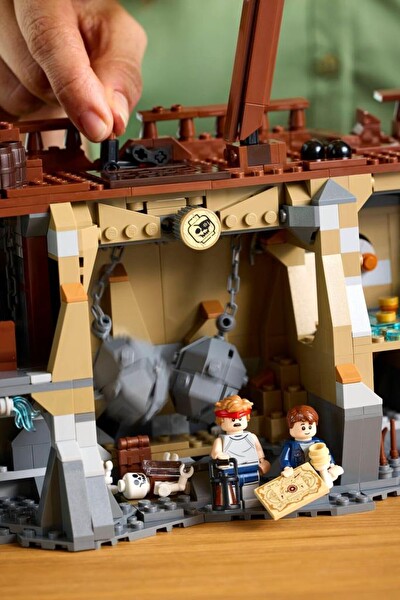 LEGO Ideas Define Avcıları Blok Oyun - 21363