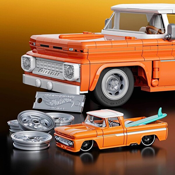 Hot Wheels Mattel Brick '62 Shop Custom Chevy Pickup JFT20