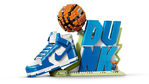 LEGO Nike x LEGO Collection Nike Dunk 43008