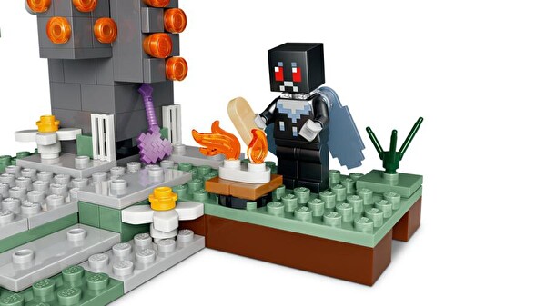LEGO Minecraft Solgun Bahçe 21586