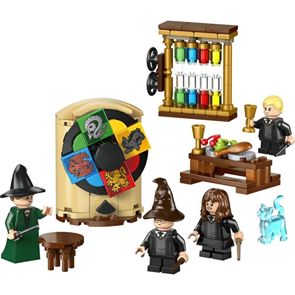 LEGO Harry Potter Hogwarts Şatosu: Seçmen Şapka Töreni 76460