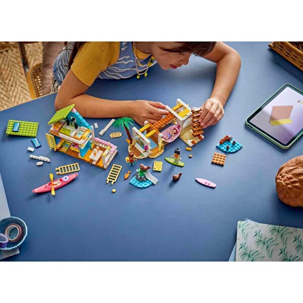 LEGO Friends Fok Balıklı Yazlık Ev 42699