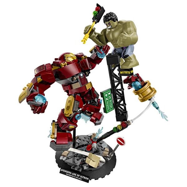 LEGO Marvel Efsanevi Savaş: Hulkbuster Hulk'a Karşı 76343