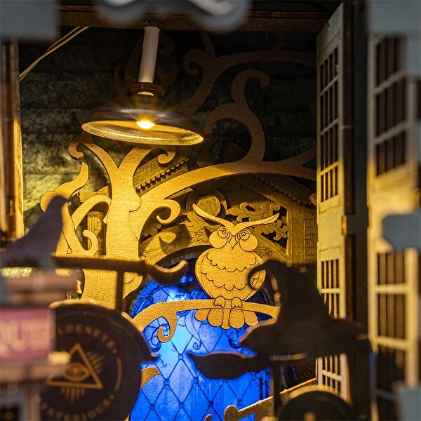 Rolife TGB03 Magic House Kitap Köşesi Book Nook DIY Minyatür Maket Model Seti Mini Dollhouse 3D Ahşap Dekoratif Hobi Kiti