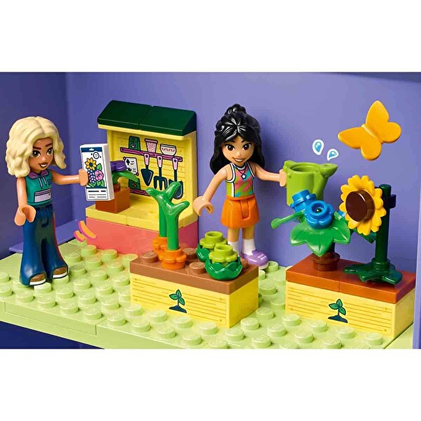 LEGO Friends Yaratıcı Bebek Evi Bavulu 42697