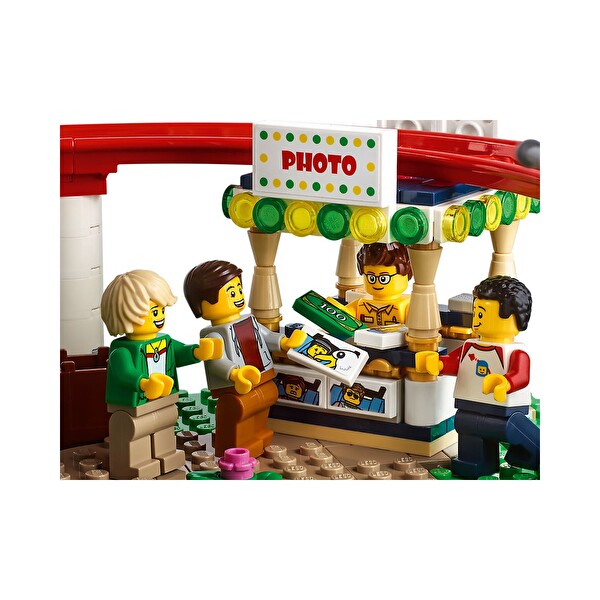 LEGO Creator Expert Lunapark Hız Treni 10261