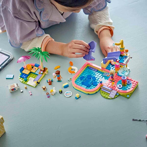 LEGO Friends Su Parkında Eğlence 42676