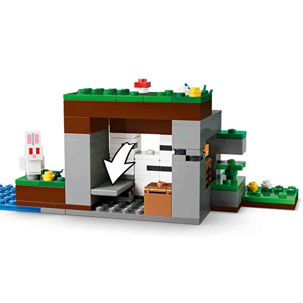 LEGO Minecraft İlk Gece Macerası 21593