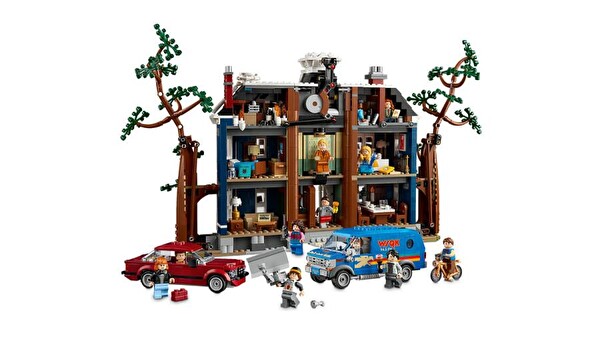 LEGO Icons Stranger Things: Creel Ailesinin Evi 11370