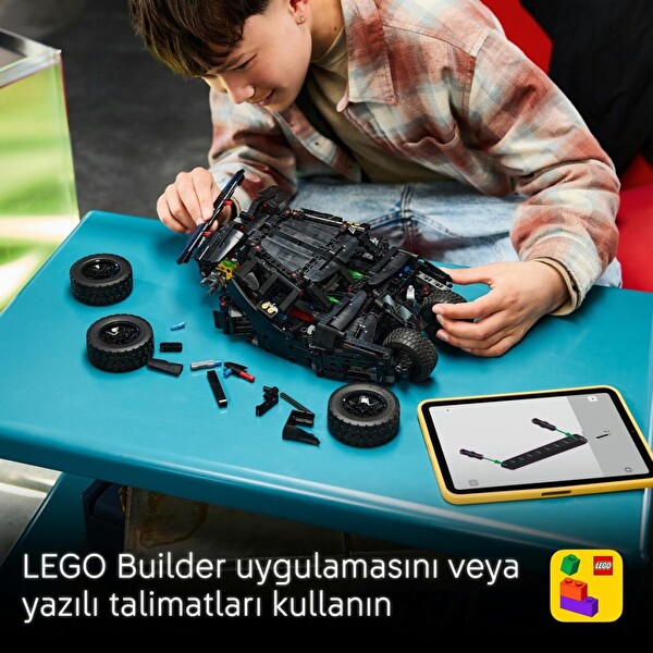 LEGO Technic Batmobile Tumbler 42239