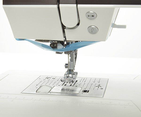 Pfaff Creative Ambition 640 Dikiş Nakış Makinası - Art Arda Farklı Desen Seçebilme Desen Kombinasyonları