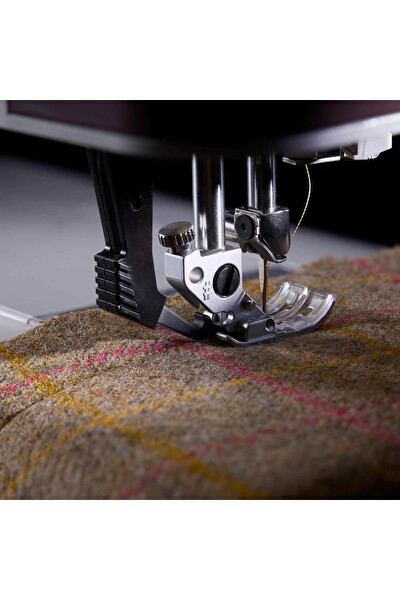 Pfaff Creative Expression 750 Dikiş Makinesi