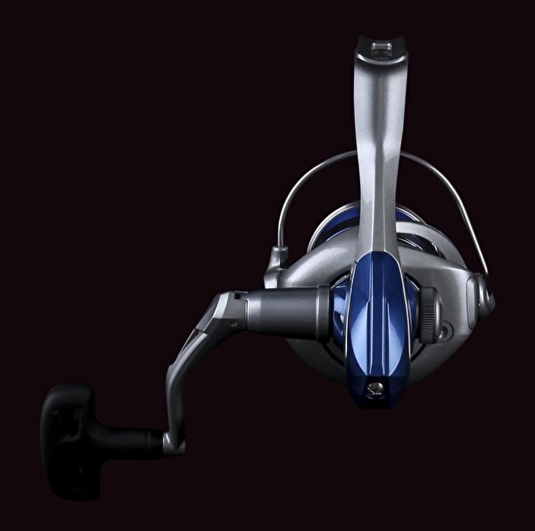 Okuma Safina Pro SNP-6000 4BB 4.5:1 Surf Olta Makinesi