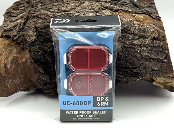 Daiwa Unit Case UC-600DP 6 Bölmeli Balıkçı Kutusu Red Smoke