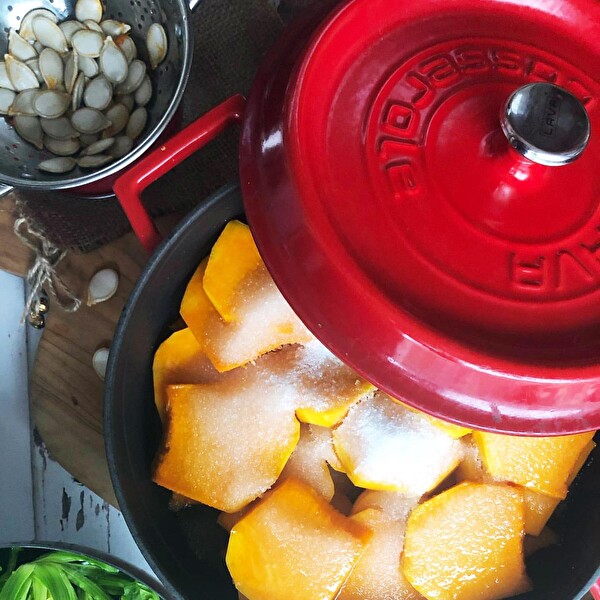 Lava Trendy Serisi 5X Döküm Demir Tencere-Tava Kırmızı Çeyiz Seti LV S ET K39 R