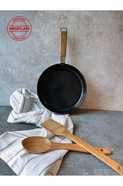 Neoflam Bien Alüminyum Döküm 24 CM Siyah Tava