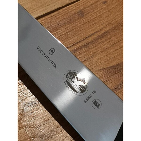 Victorinox 16 CM Siyah Kasap Bıçağı 5.5203.16