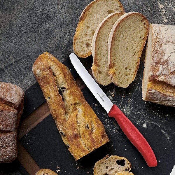 Victorinox SwissClassic 6.7831 11 CM Kırmızı Domates ve Sosis Bıçağı