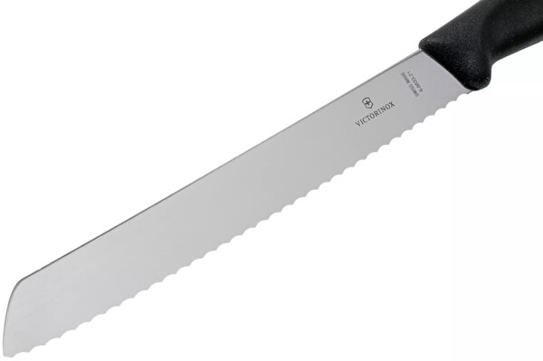 Victorinox 6.8633.21B SwissClassic 21cm Ekmek Bıçağı (Blisterli)