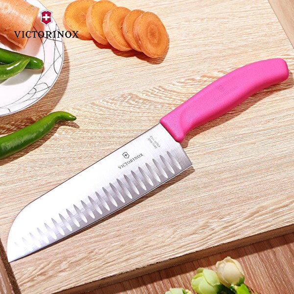 Victorinox SwissClassic 17cm Santoku Bıçağı Pembe 6.8526.17L5B
