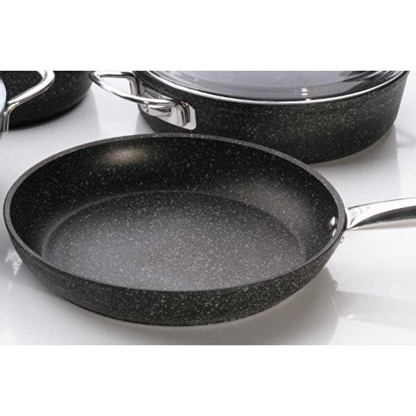 Falez Black Line Granit Döküm 24 CM Tava Siyah