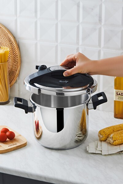 Karaca Marsilya Indüksiyon Tabanlı 7 Litre Düdüklü Tencere