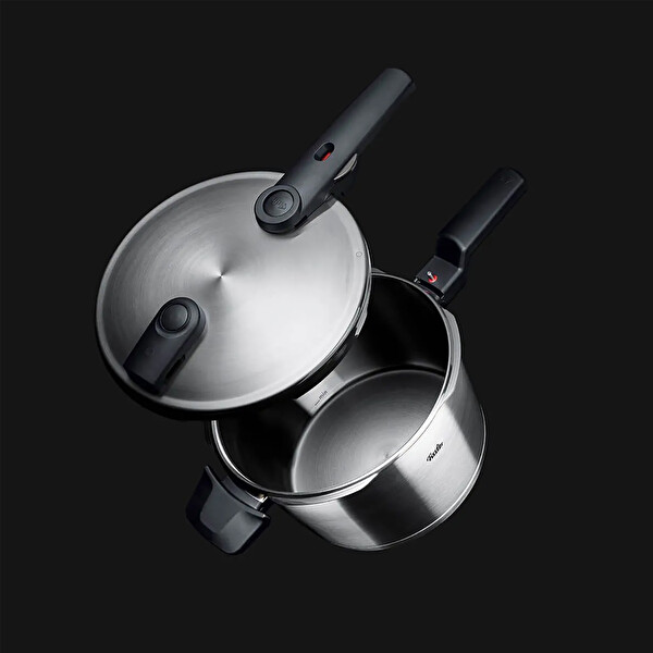 Fissler Vitaquick Premium 3.5 Litre Düdüklü Tencere + Buharda Pişirme Aparatı