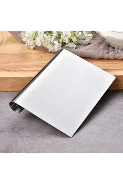 Kitchen Design Lab Silikon Ölçülü Hamur Açma Matı 45x65 CM ve Çelik Hamur Kesme Spatulası Seti