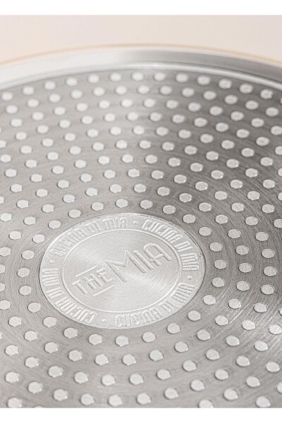 The Mia Cucina 26 CM Seramik Kaplama Tava - İndüksiyonlu Ocaklara Uyumlu