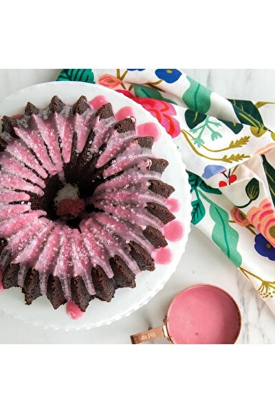 Nordicware 93277 Brillance Bundt Kek Kalıbı - 5 Cup Gold