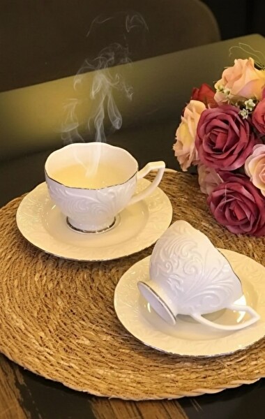 İpek Porselen Rosen-100 6 Kişilik Kabartma Desenli Fincan Takımı 12 Parça