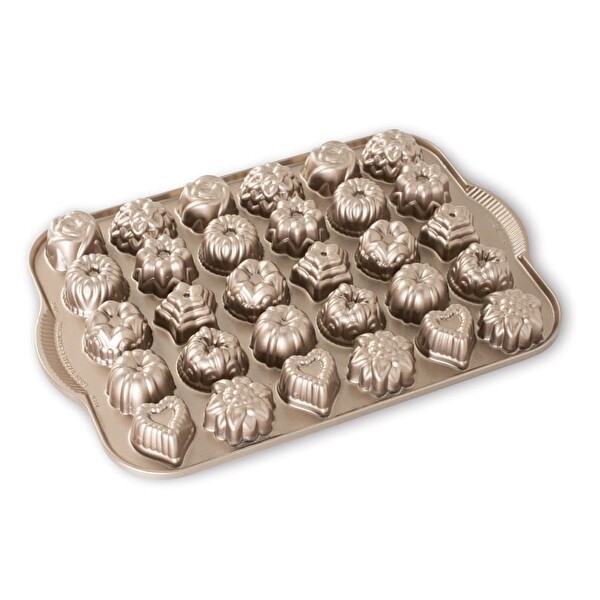 Nordic Ware 59448 5 Çayı Mini Kek Şekilleri Kalıbı Spring