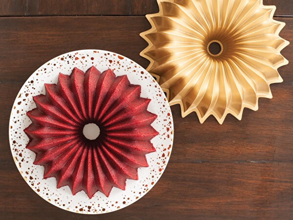 Nordic Ware 85777 Brillance Bundt Kek Kalıbı Altın