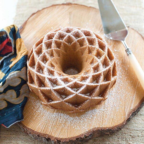 Nordic Ware 88377 Jubilee Bundt Pan Kek Kalıbı