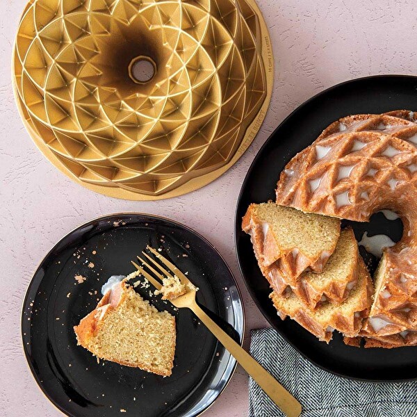 Nordic Ware 88377 Jubilee Bundt Pan Kek Kalıbı