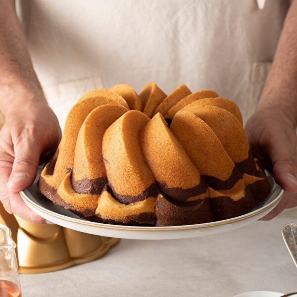 Nordic Ware 96977 Pirouette Bundt Kek Kalıbı