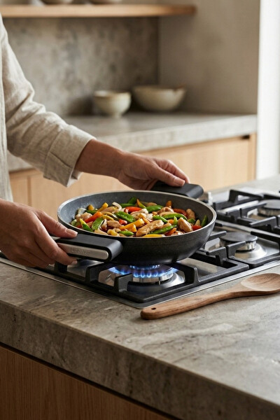 Cooker Cliff 22 CM Seramik Kaplama Sahan Siyah CKR4641