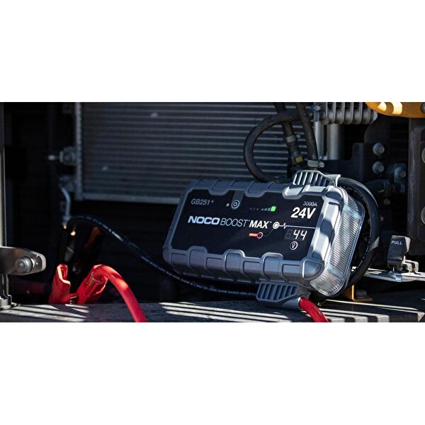 Noco Genius GB251 24V 3000 Amper Lityum Akü Takviye - Powerbank - Led Lamba