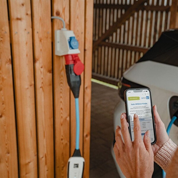 Nrgkick Çantalı Basic Plus 32A 22kW 7.5 M WiFi Bluetooth Monofaze ve Trifaze Uyumlu Taşınabilir Araç Şarj İstasyonu