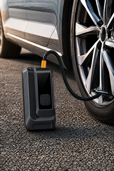 Laiser 18.000 mAh Akım Korumalı Akü Takviye Cihazı Lastik Şişirme Pompası Powerbank Özellikli LED Işıklı Kompresör