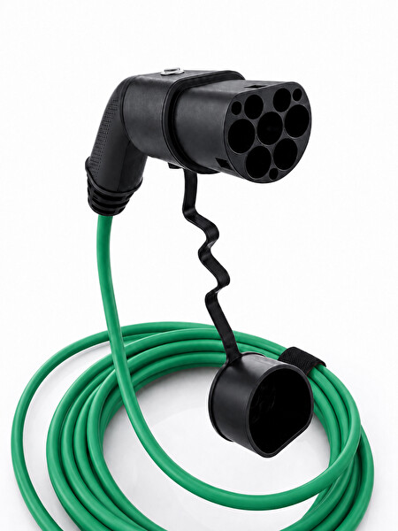 Plugen V2L Adaptör 5 Metre 3'lü Uzatma Prizli - BYD - Skywell Uyumlu Araçtan 220V Priz Çıkışı S/G